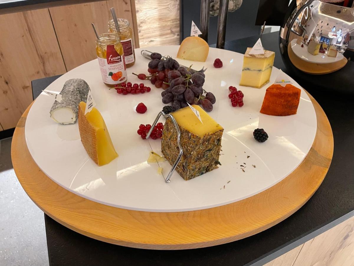 Hotel Goldener Hirsch Kaufbeuren Zewnętrze zdjęcie