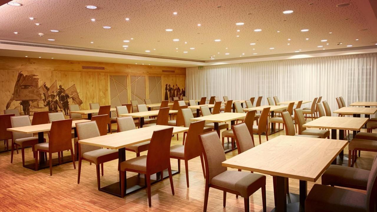 Hotel Goldener Hirsch Kaufbeuren Zewnętrze zdjęcie
