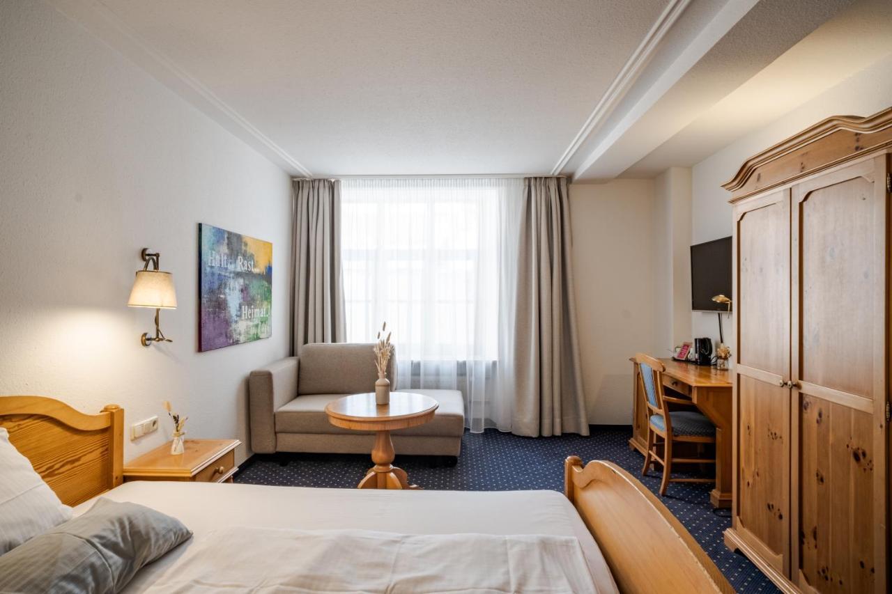 Hotel Goldener Hirsch Kaufbeuren Zewnętrze zdjęcie