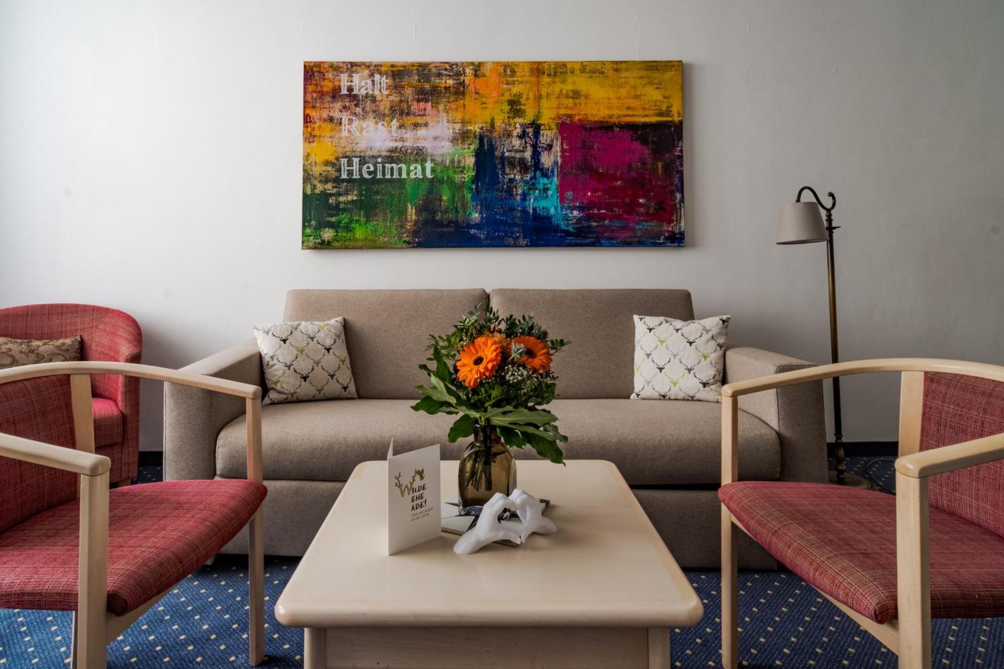 Hotel Goldener Hirsch Kaufbeuren Zewnętrze zdjęcie