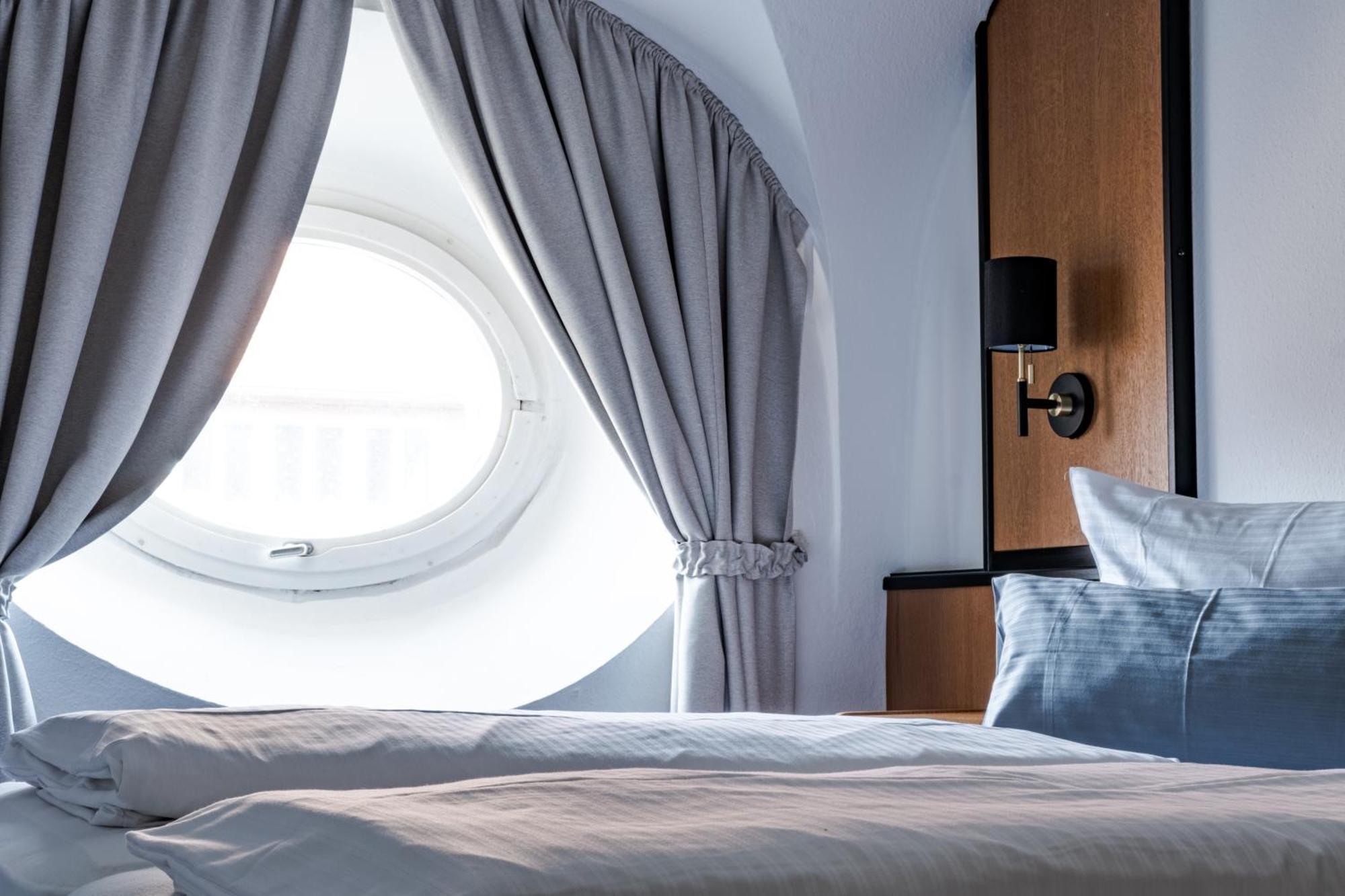 Hotel Goldener Hirsch Kaufbeuren Zewnętrze zdjęcie