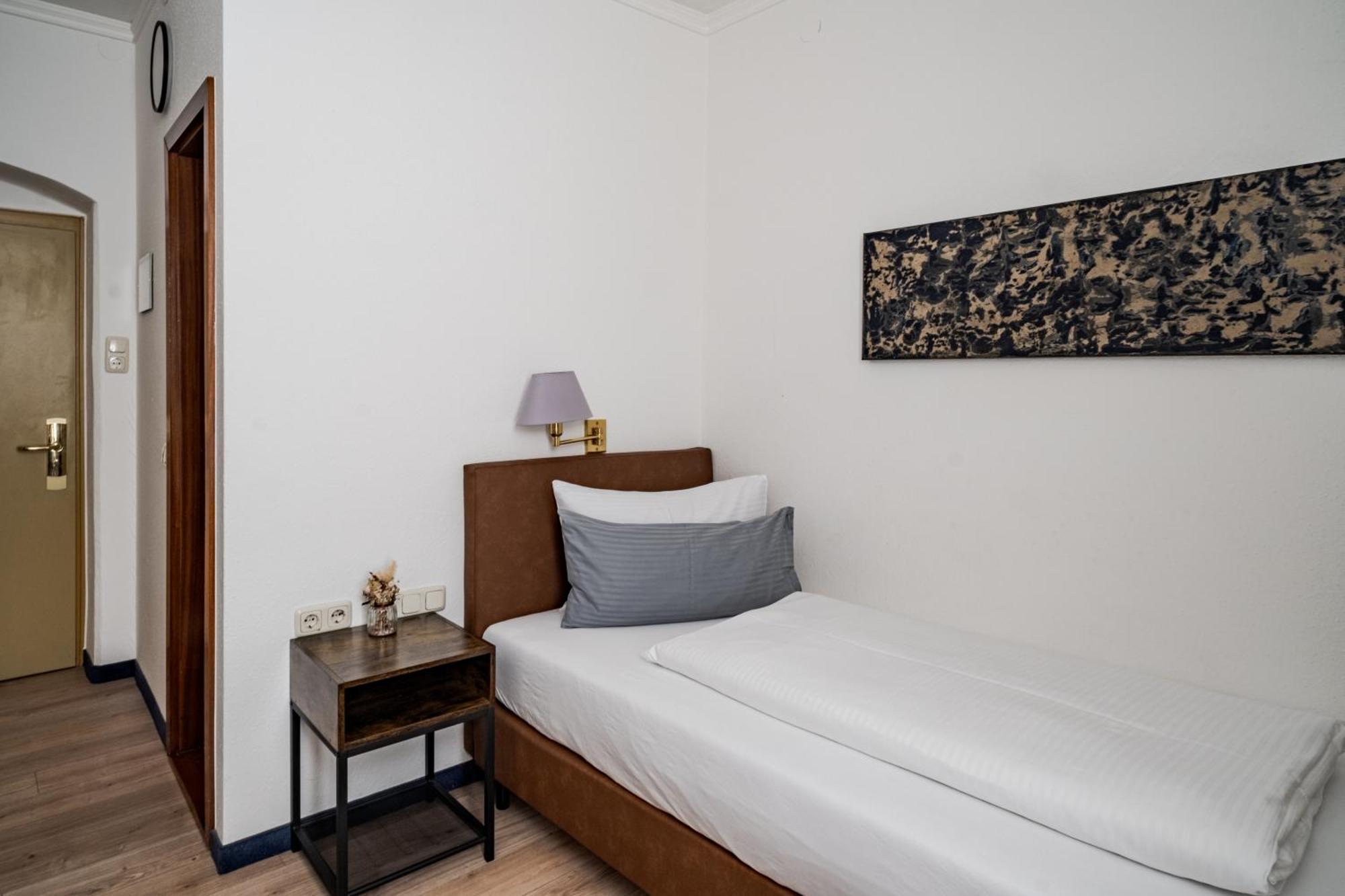 Hotel Goldener Hirsch Kaufbeuren Zewnętrze zdjęcie