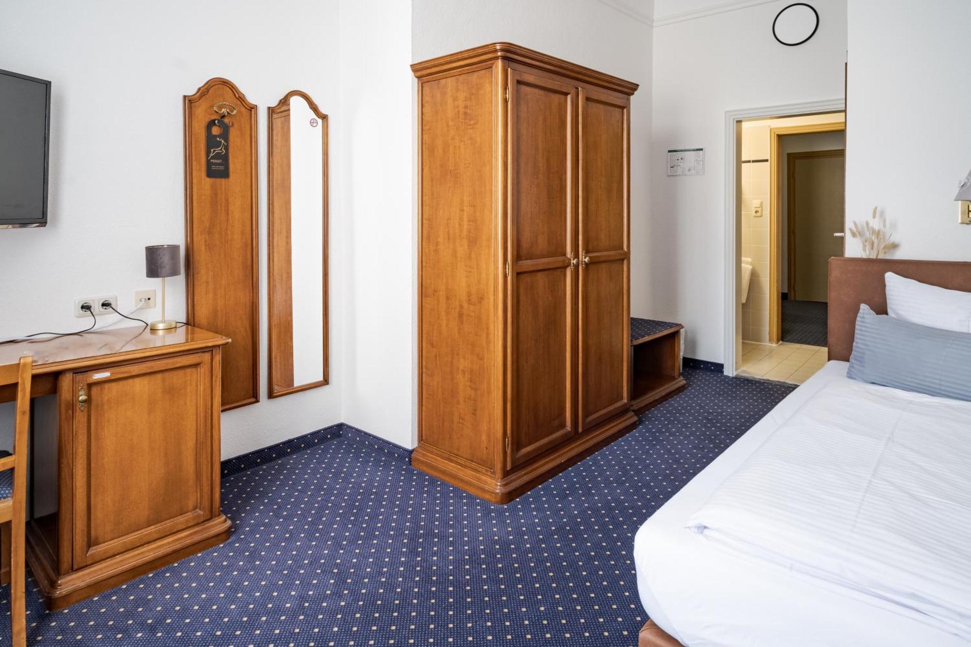 Hotel Goldener Hirsch Kaufbeuren Pokój zdjęcie